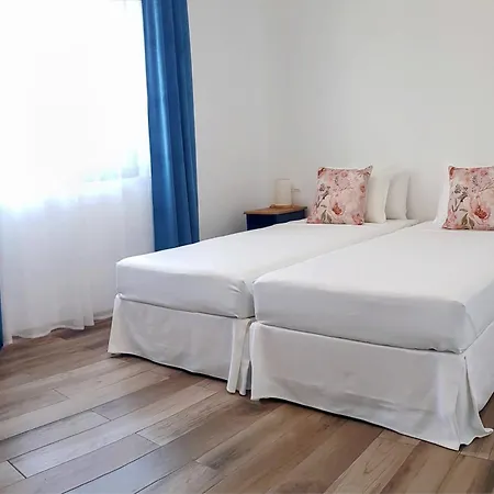 Herberg The House Limanu